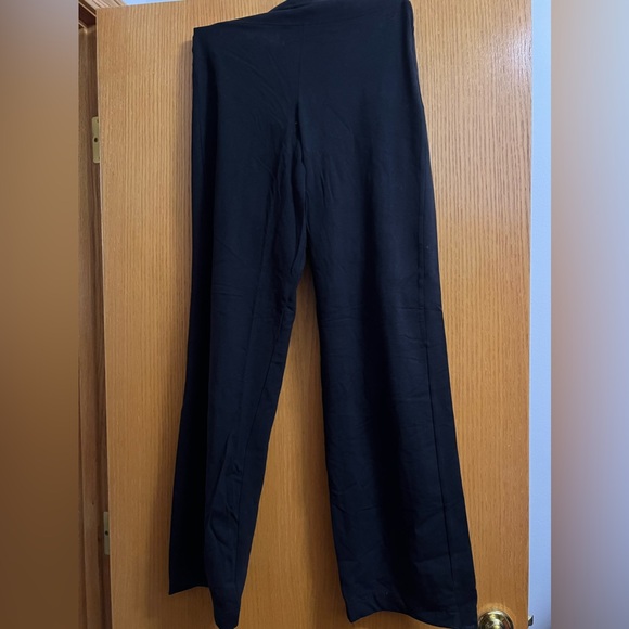Eddie Bauer black lounge/yoga pants size large - Picture 2 of 4